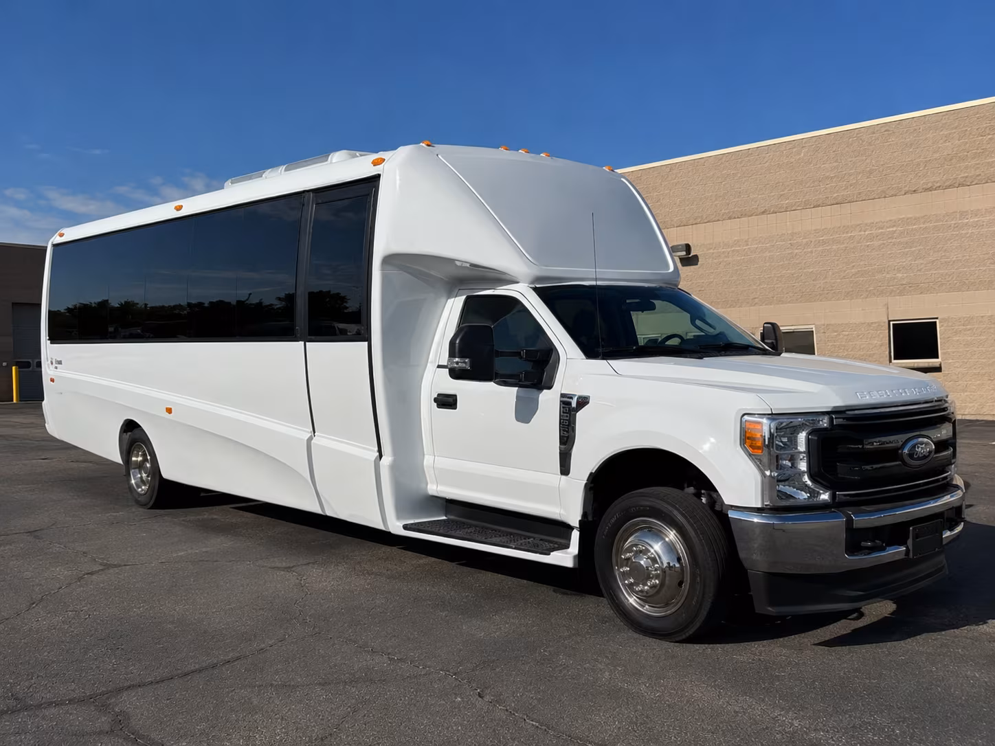 jacksonville concert transportation onboard seating